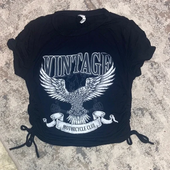Black Vintage Motorcycle Club T-Shirt - Picture 1 of 1